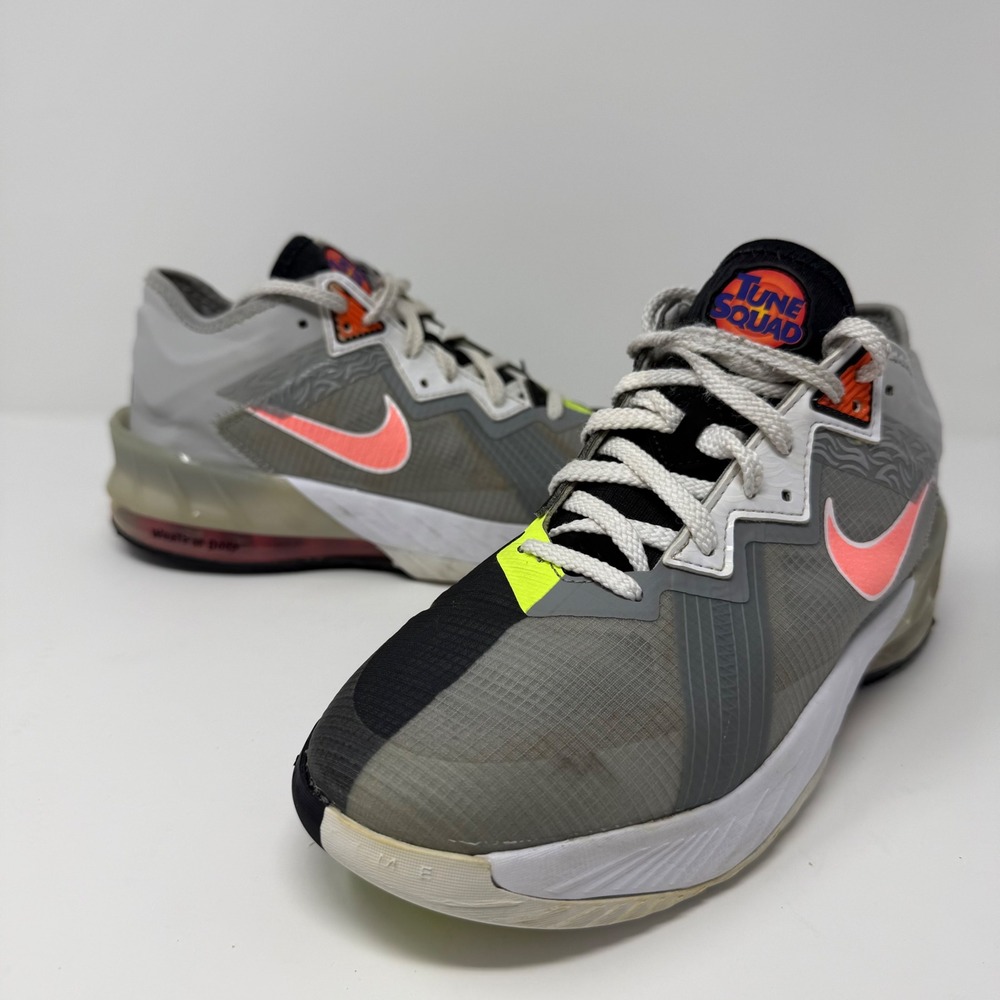 Nike LeBron 18 Low Space Jam Tune Squad‎ Size 9 Grey Black Sneakers Men's